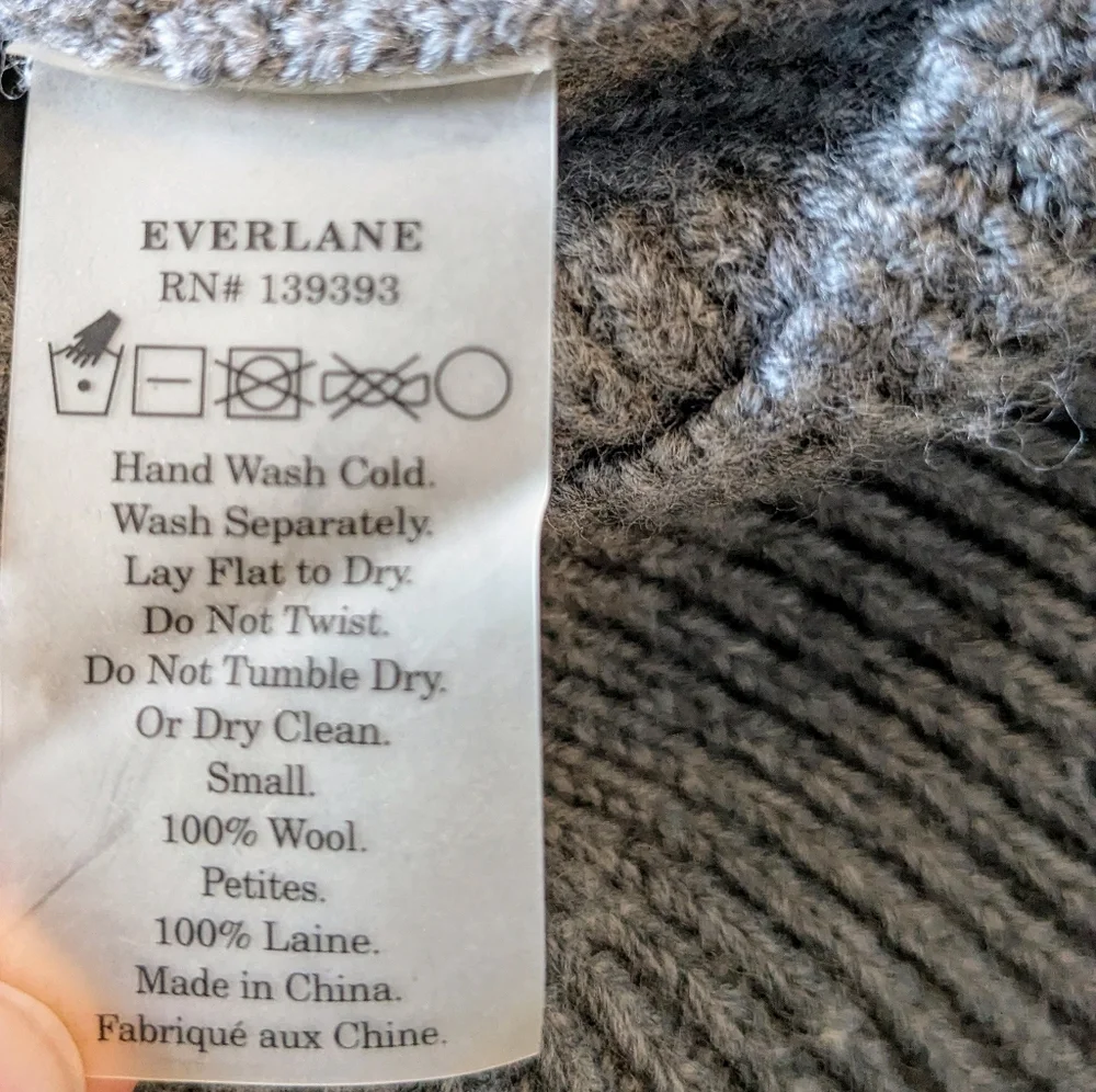 Everlane The Chunky Knit Wool Gray Cardigan Small Cabincore Preppy Academia - Picture 13 of 13